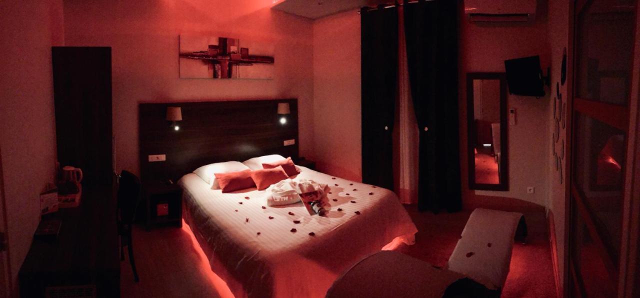 Hotel Le Belvedere Saint-Cyprien  Ngoại thất bức ảnh