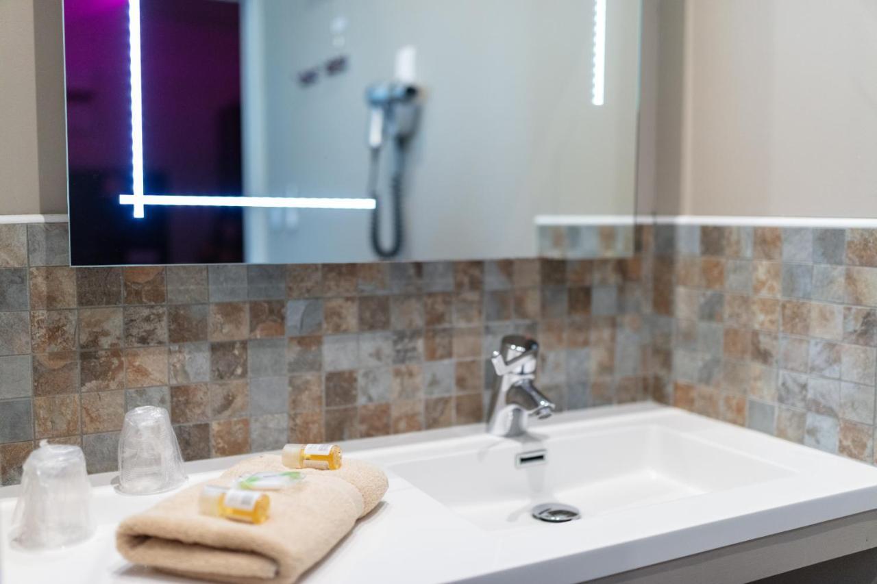 Hotel Le Belvedere Saint-Cyprien  Ngoại thất bức ảnh