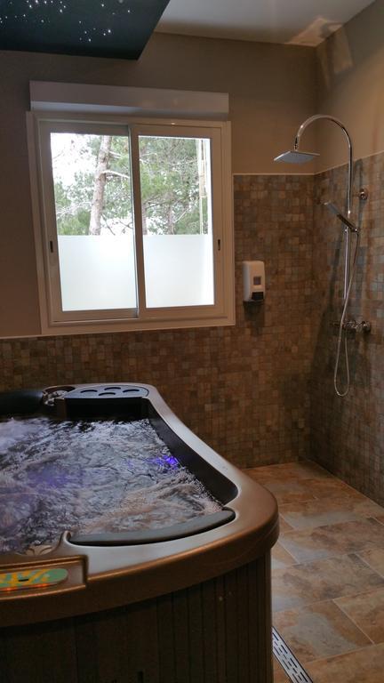 Hotel Le Belvedere Saint-Cyprien  Ngoại thất bức ảnh