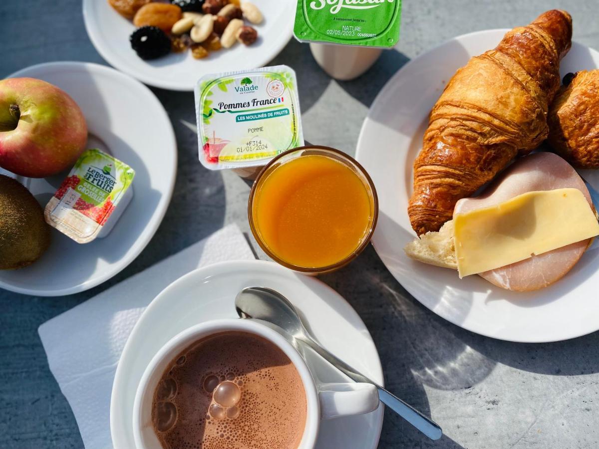 Hotel Le Belvedere Saint-Cyprien  Ngoại thất bức ảnh