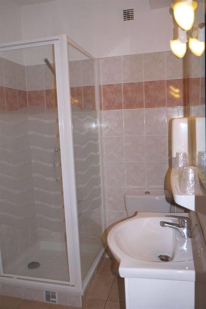 Hotel Le Belvedere Saint-Cyprien  Ngoại thất bức ảnh